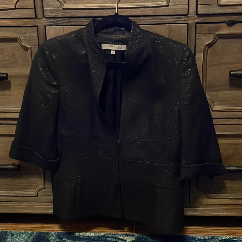 Anne Klein Short Sleeved Black Blazer, Sz. 10